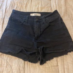 Abercrombie and Fitch Hi-Rise Shorts (00)